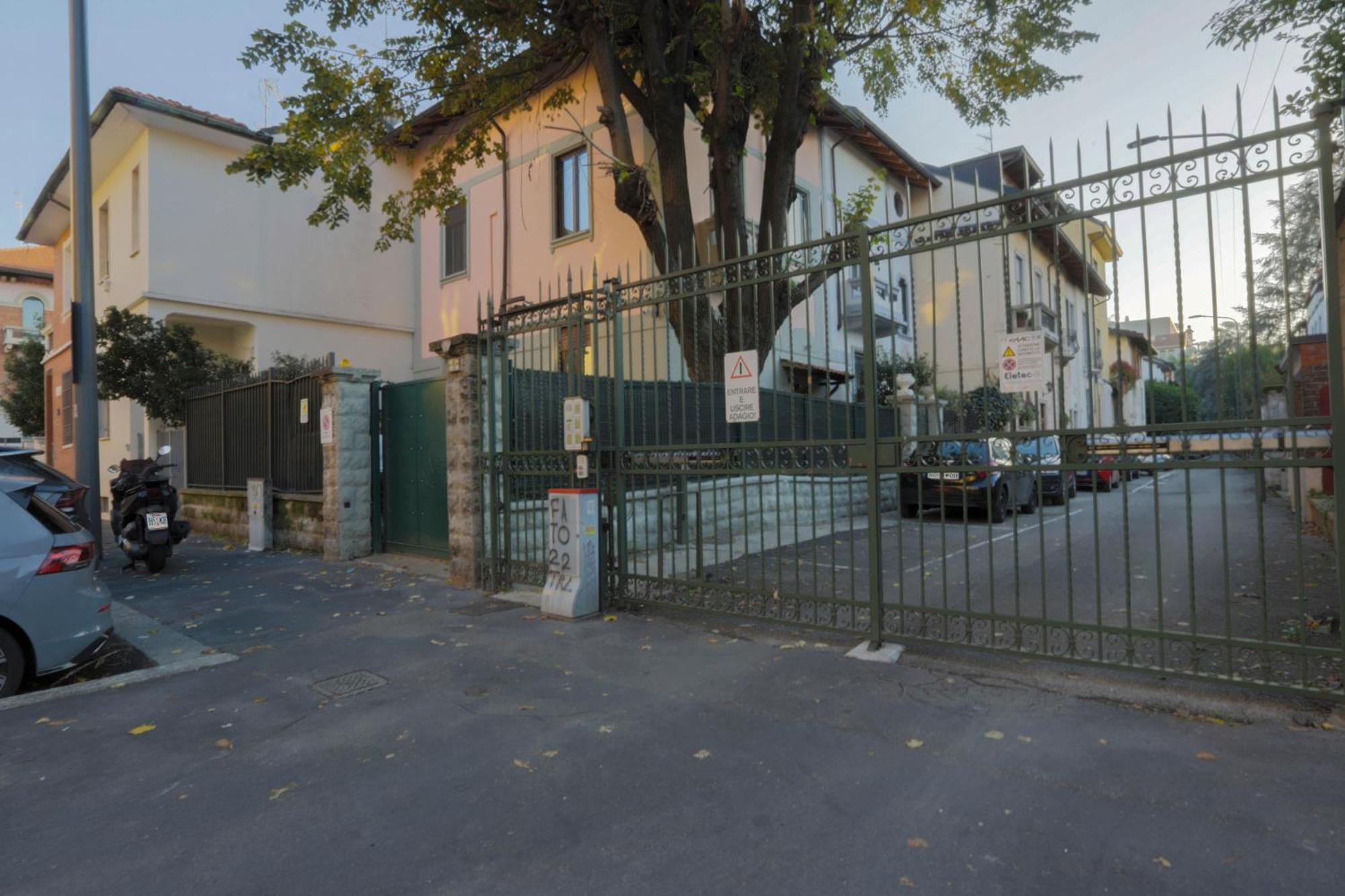 Fiera Milano-City Life Free Parking Villa Anglia' S Bridge Exterior foto